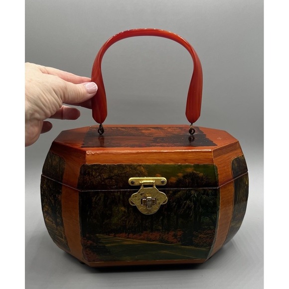 Nan Cara Handbags - Vtg Wooden Octagon Purse Decoupage Forsyth Park Savannah Lacquered Lucite Handle